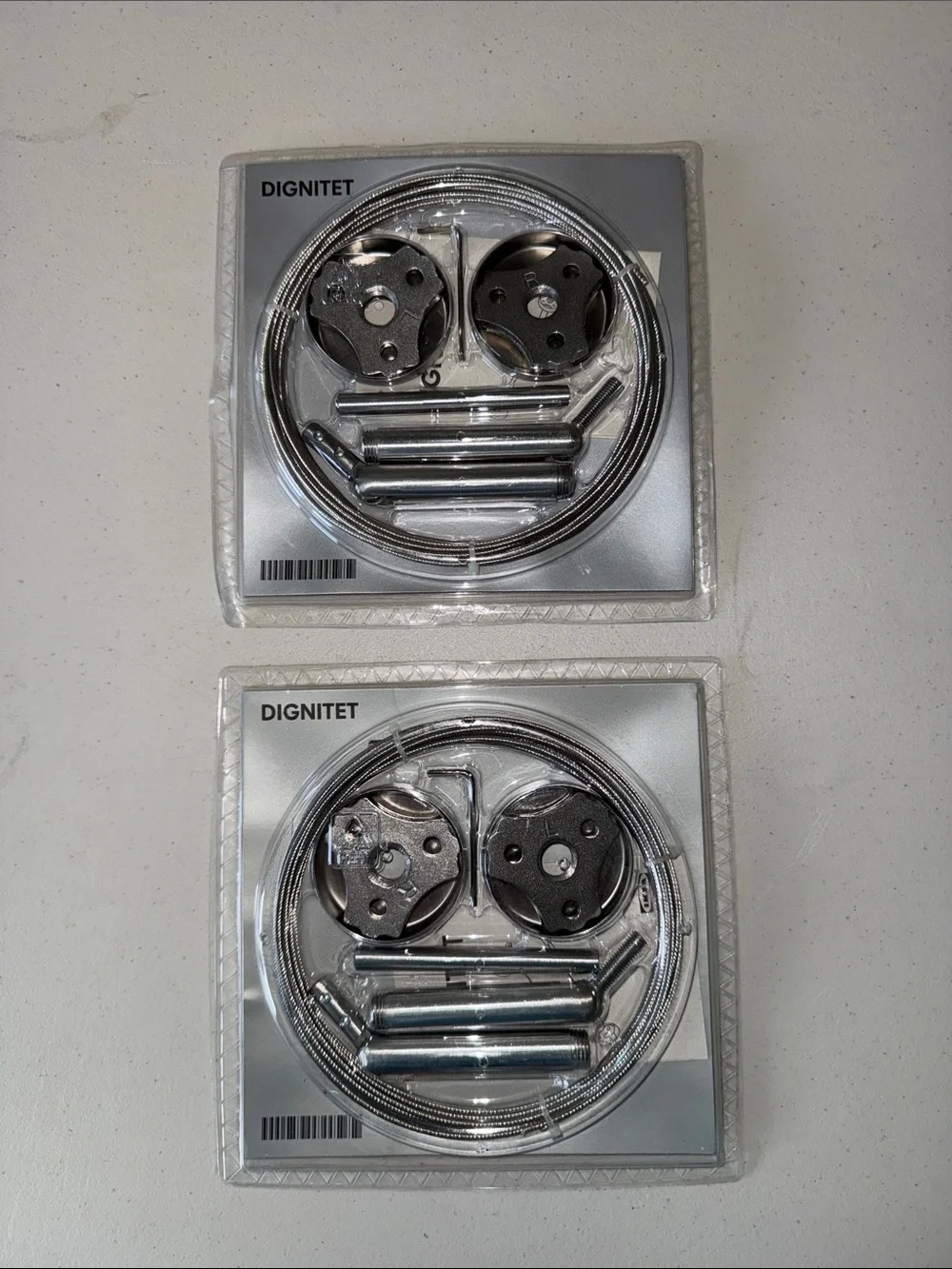 IKEA DIGNITET Wire Curtain Hanging Kit in Silver (2-pack) with 24 RIKTIG clips